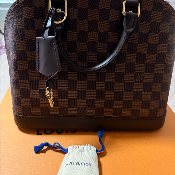 Louis Vuitton Damien Ebene Alma - Picture 3 of 15